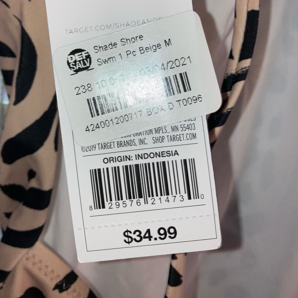 Shade and Shore Animal Print Monokini - Picture 8 of 10